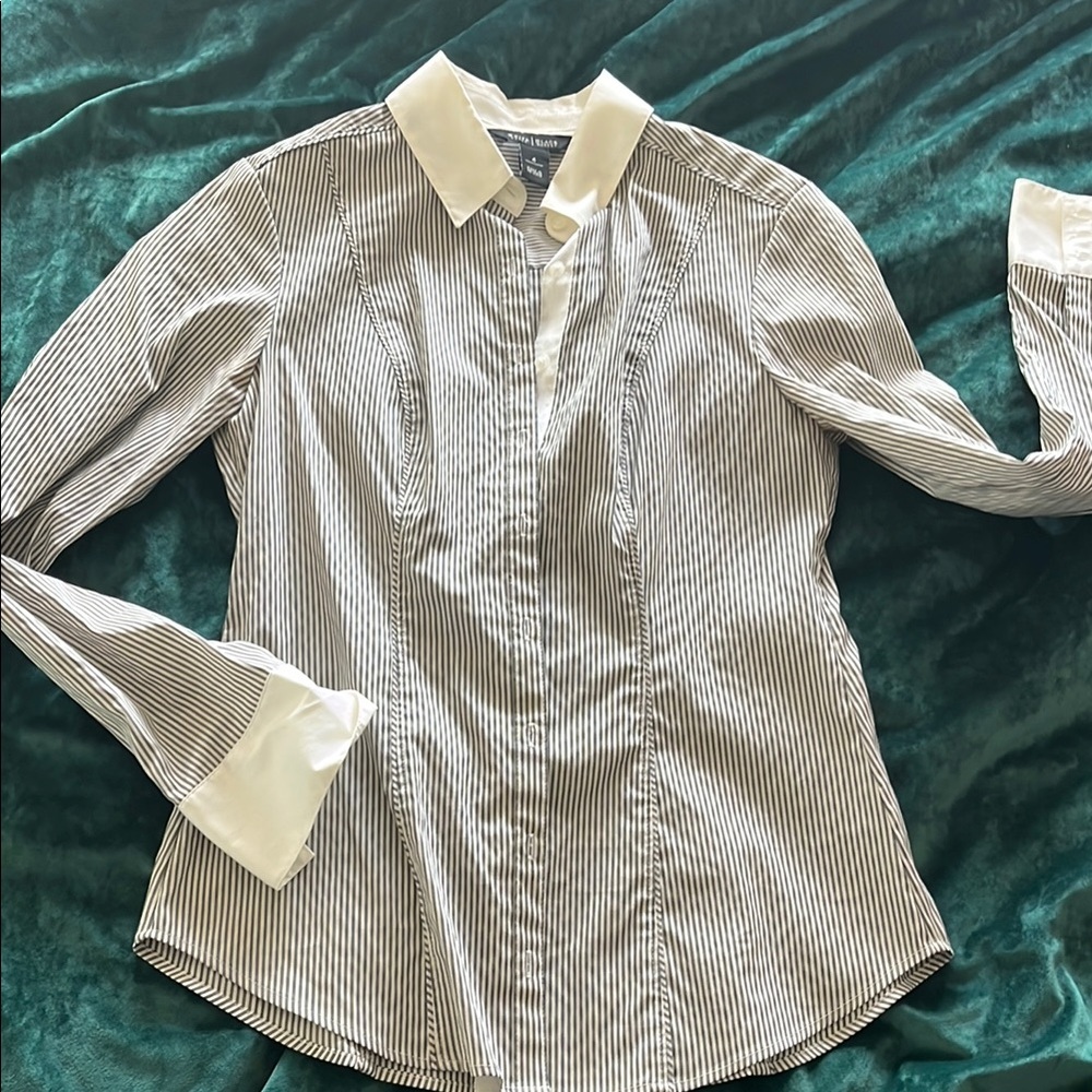 White House Black Market Black and White Button Down Shirt